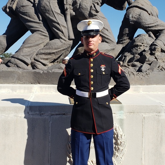 Meet your Posher, Delores - Picture 3 of 5